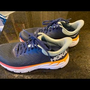 Hoka One running shoes. EUC. 6.5